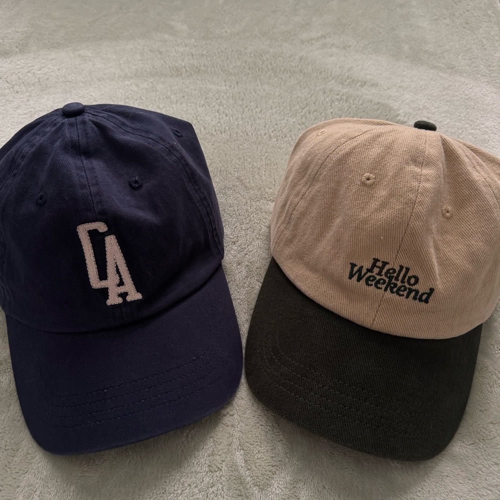 cotton on hats (female head)